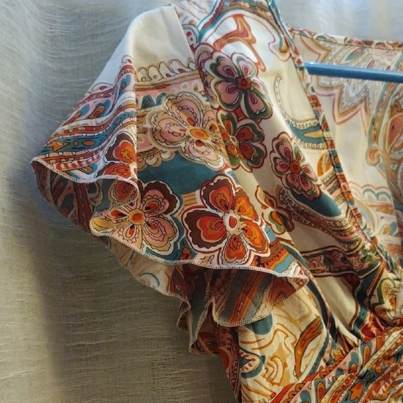 Elegant Paisley Print Dress - Picture 6 of 11